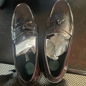 Brand new never worn Nunn Bush Men’s Keaton Dress shoes. Size 13w